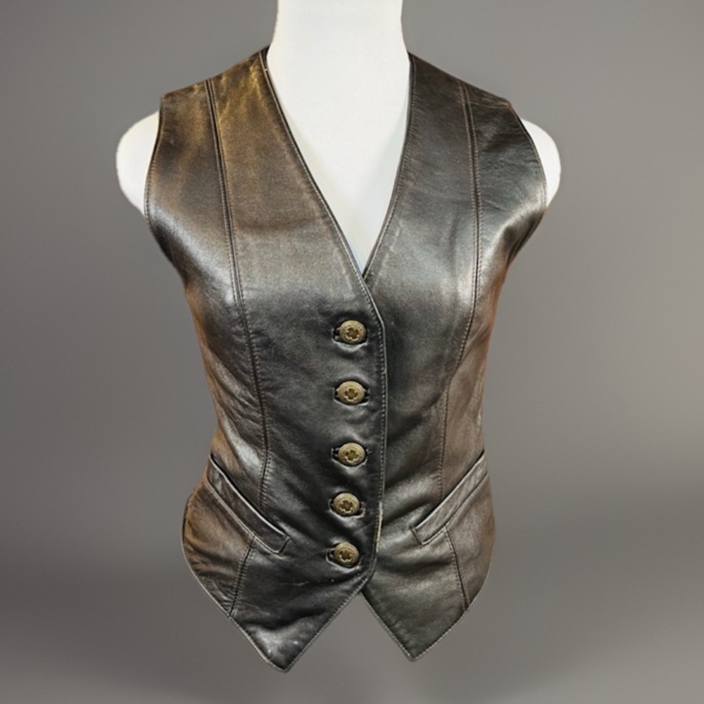 Vintage privilege size medium, brown, leather fitted vest (runs small)